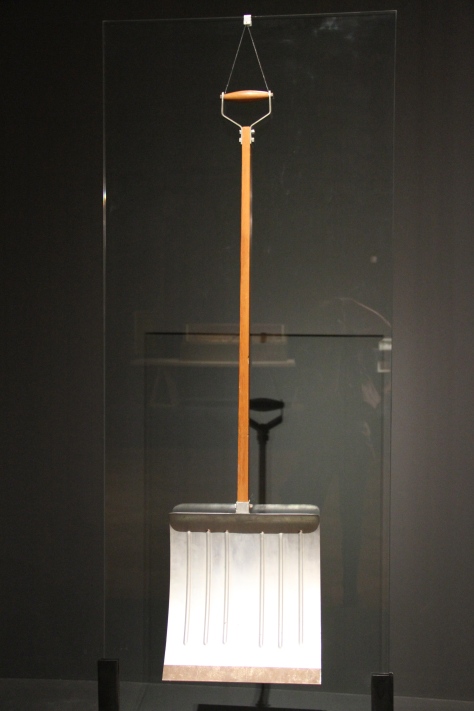 Marcel Duchamp, In advance of the broken arm, 1915. Galleria Nazionale d'Arte Moderna e Contemporanea, Rome.
